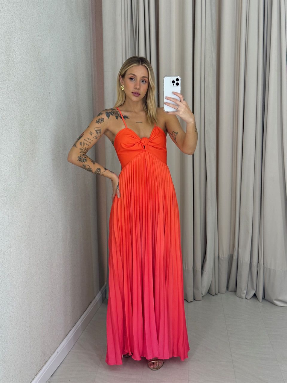 VESTIDO NORONHA PLISSADO LARANJA