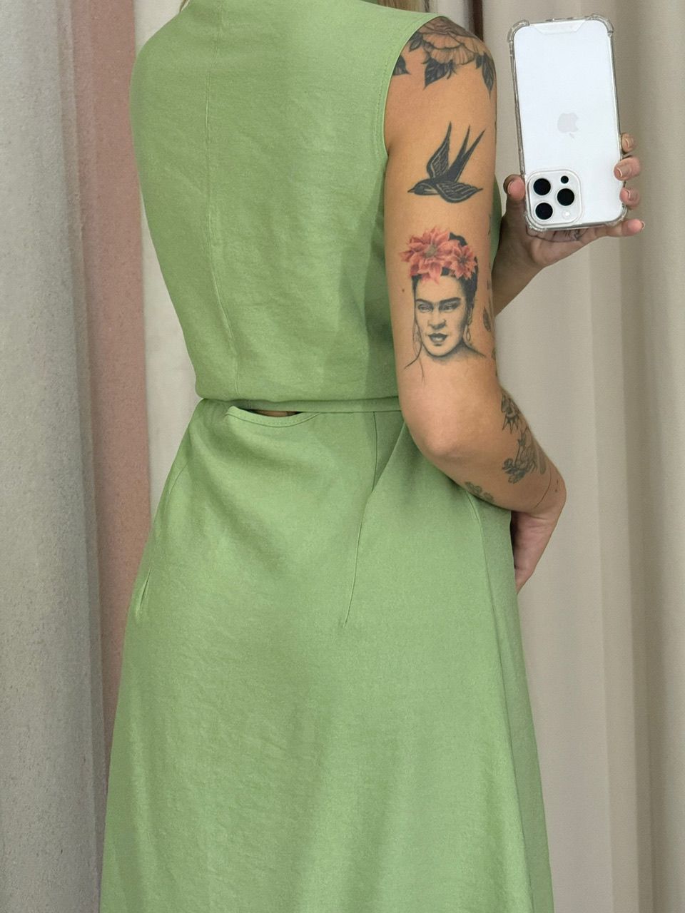 VESTIDO MORGAN BOTÕES verde