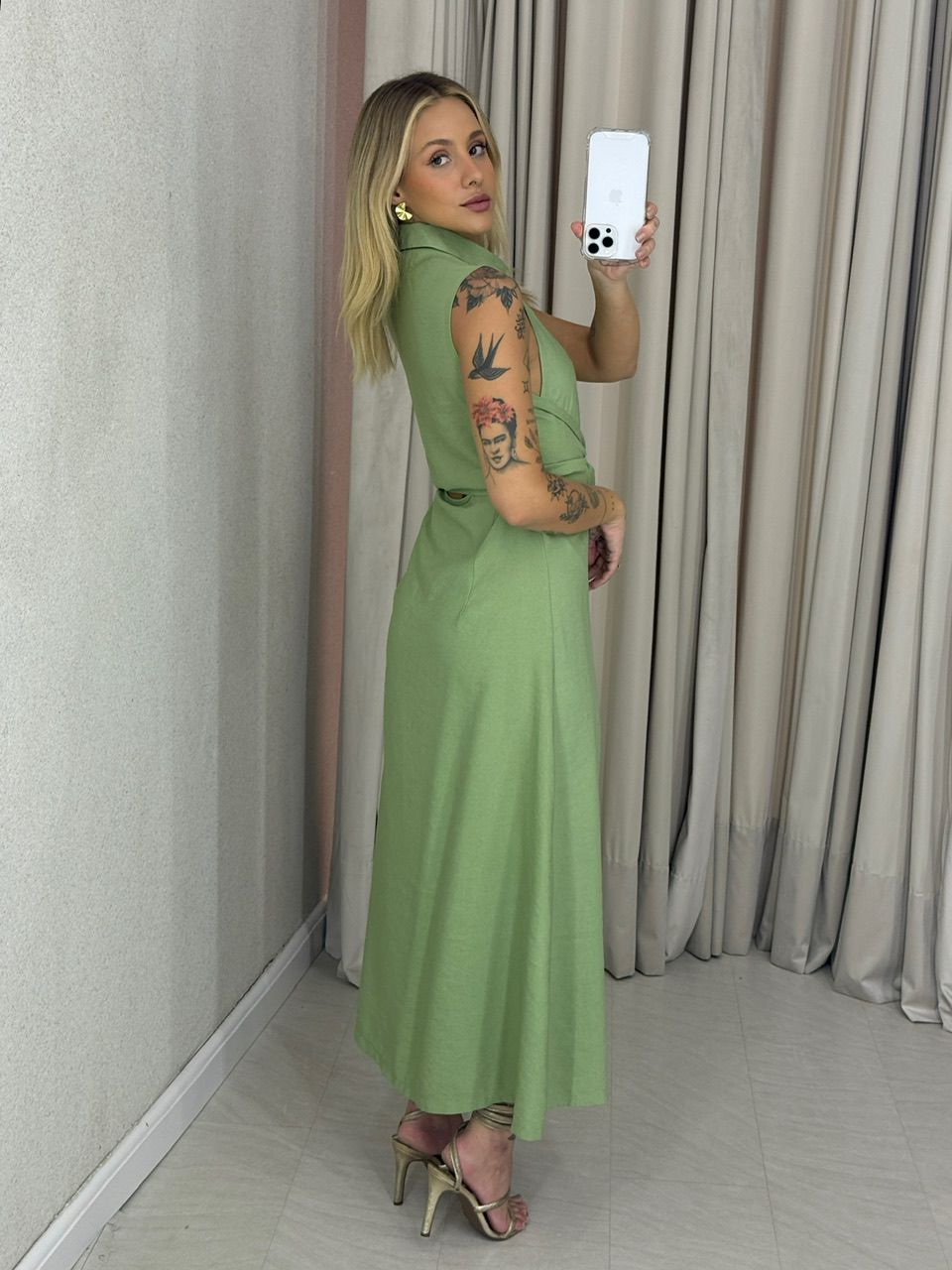 VESTIDO MORGAN BOTÕES verde