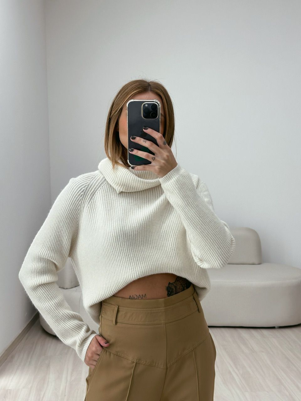 TRICOT GOLA ALTA MARFIM