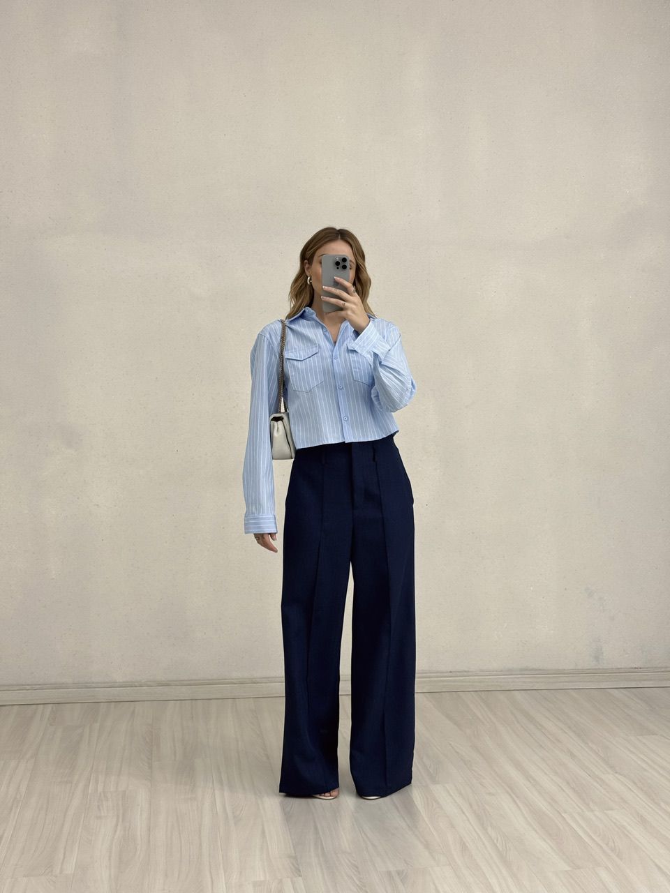 CAMISA CROPPED CLÉO AZUL