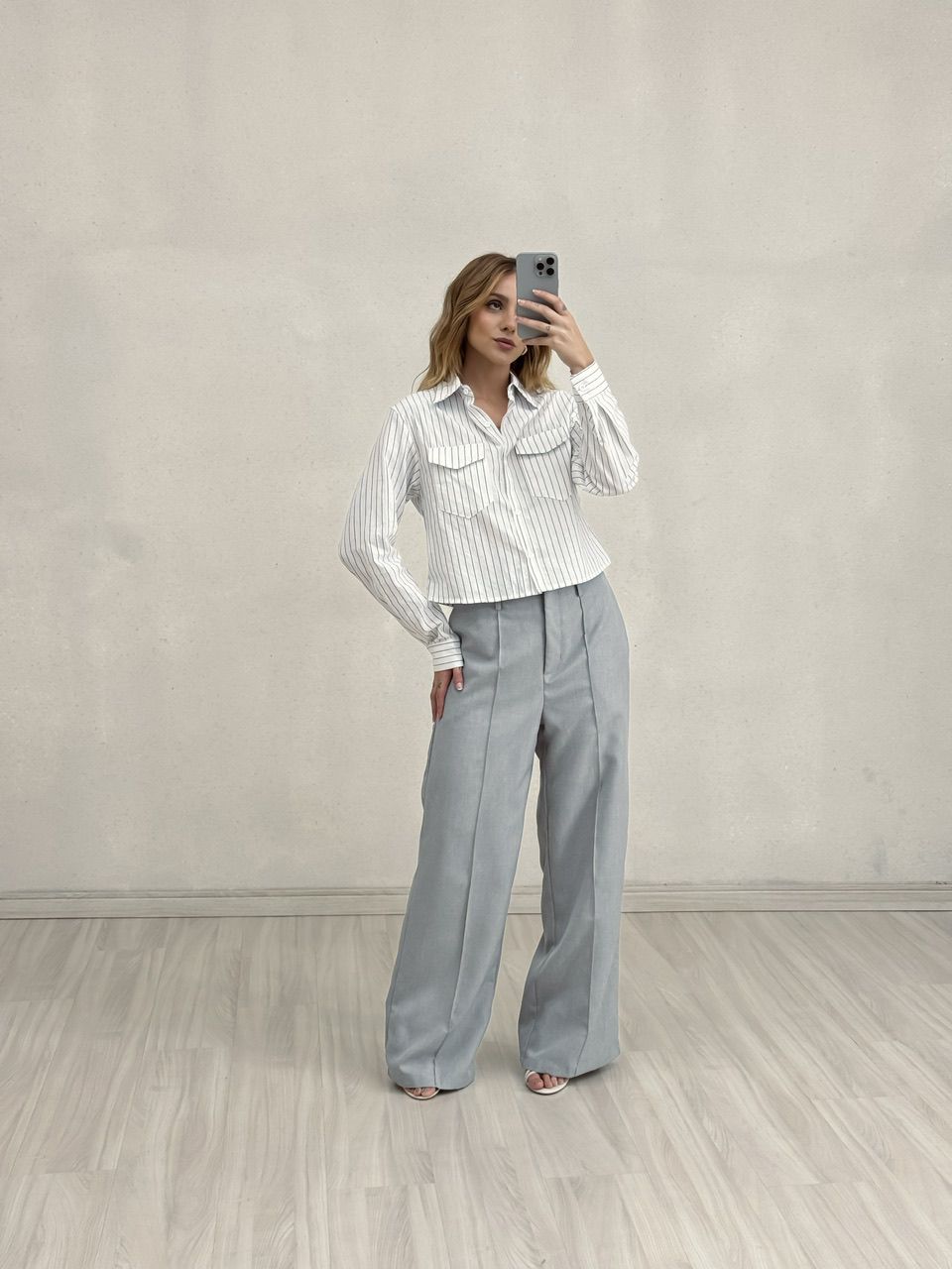 CAMISA CROPPED CLÉO BRANCA