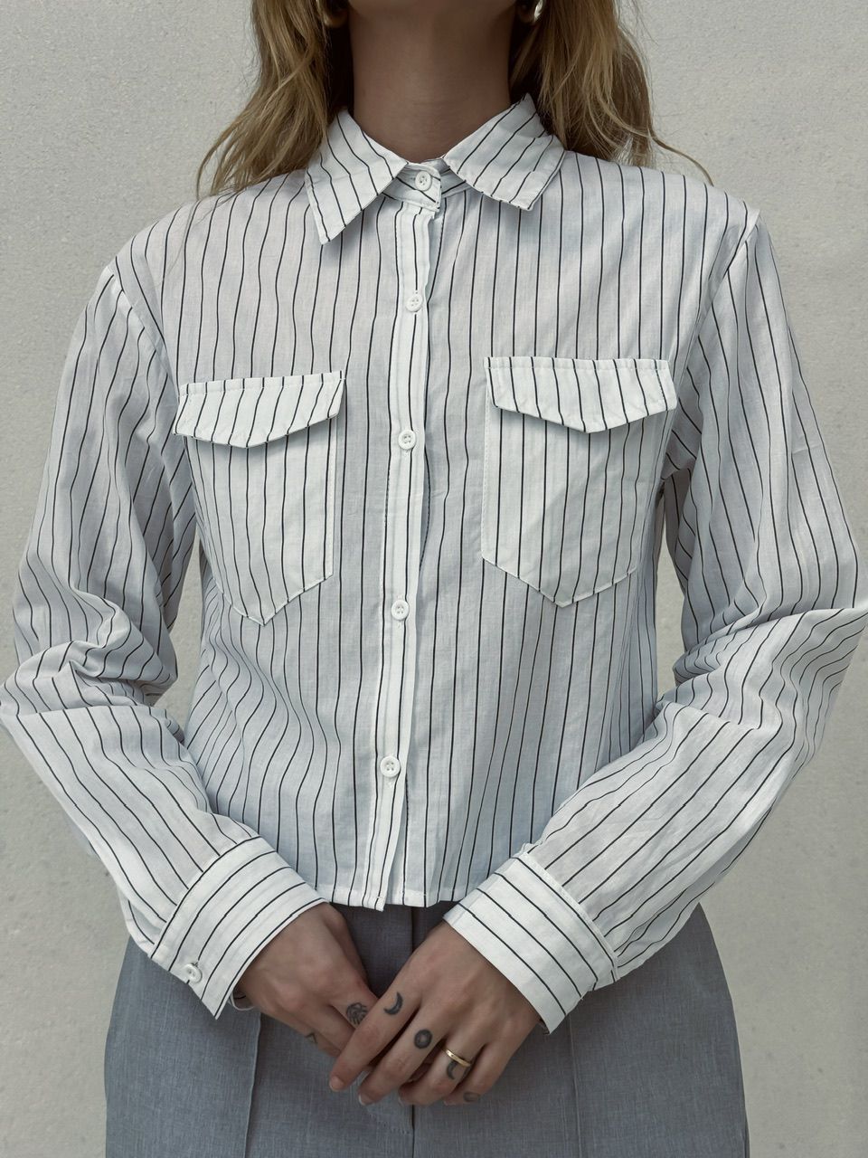 CAMISA CROPPED CLÉO BRANCA