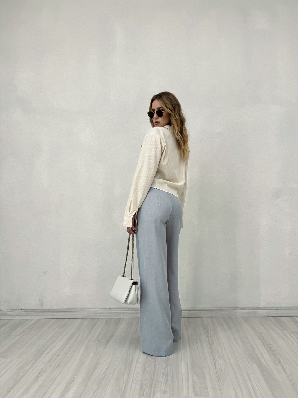 CAMISA CROPPED CLÉO NUDE