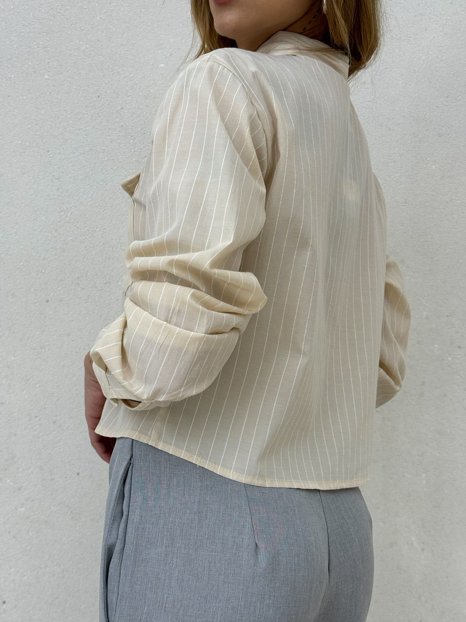 CAMISA CROPPED CLÉO NUDE