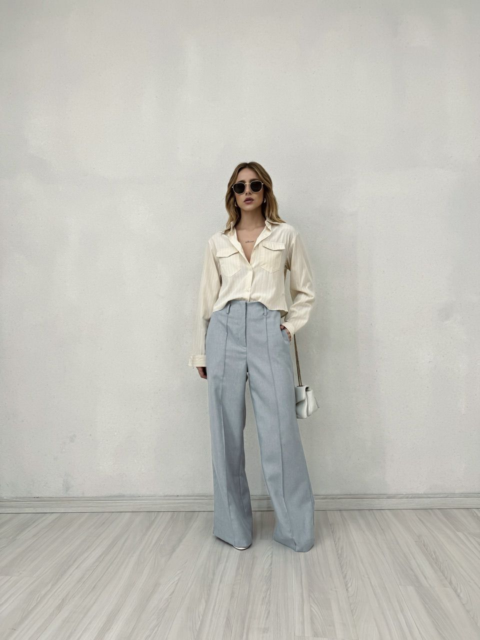 CAMISA CROPPED CLÉO NUDE