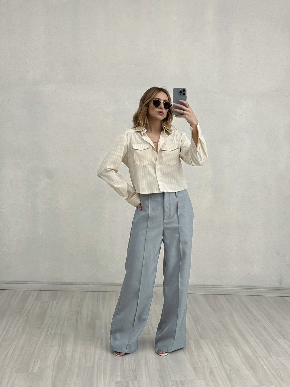CAMISA CROPPED CLÉO NUDE