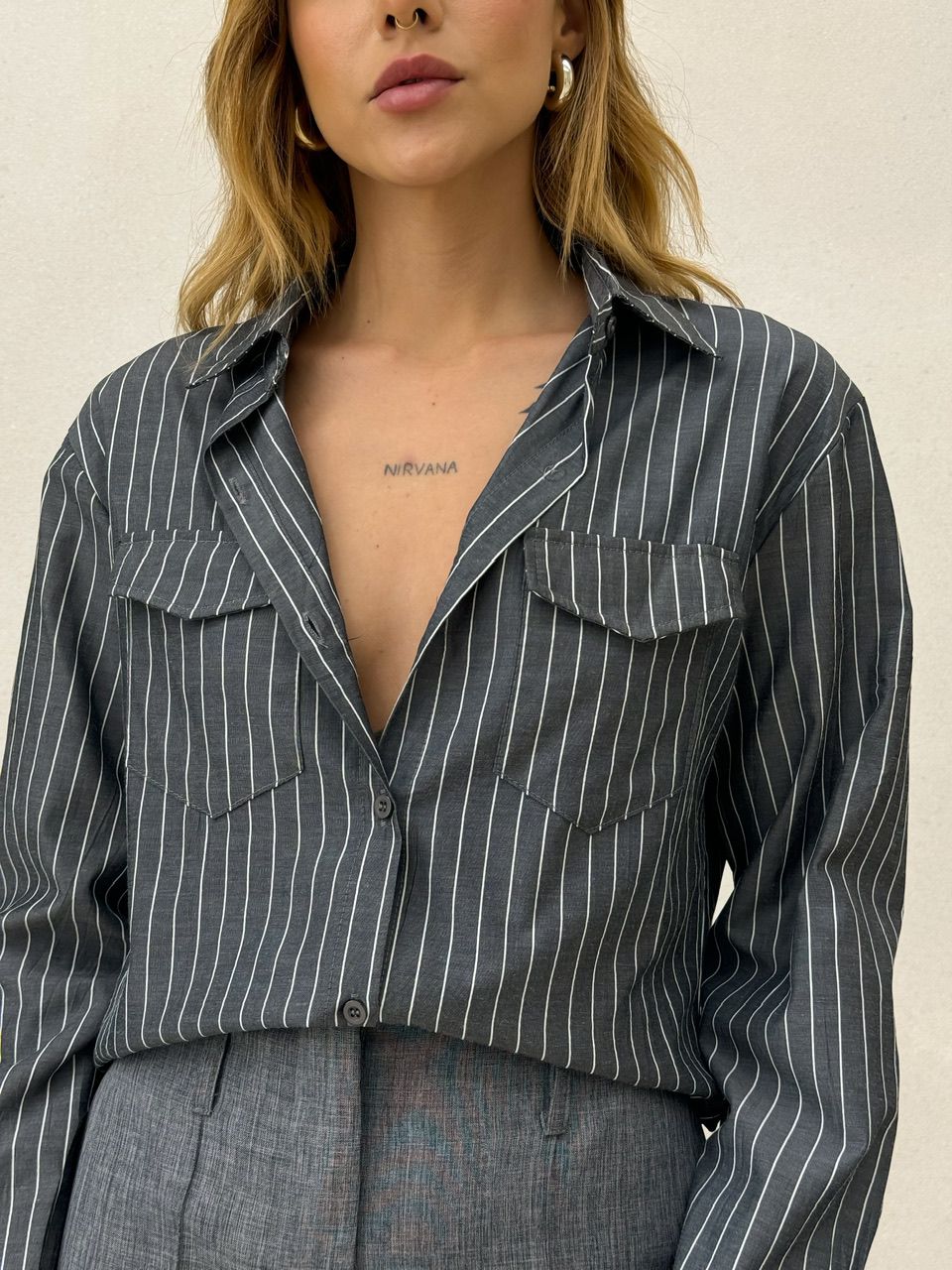 CAMISA CROPPED CLÉO PRETA