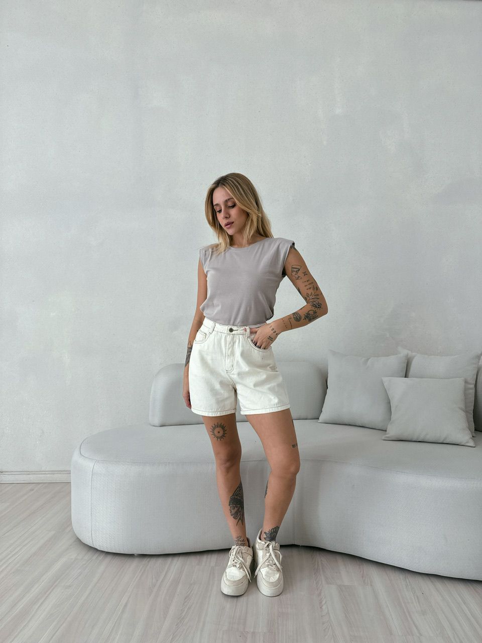 BLUSA CAMILA MUSCLE CAQUI - 0053380096 - CAROLLA FERRARO