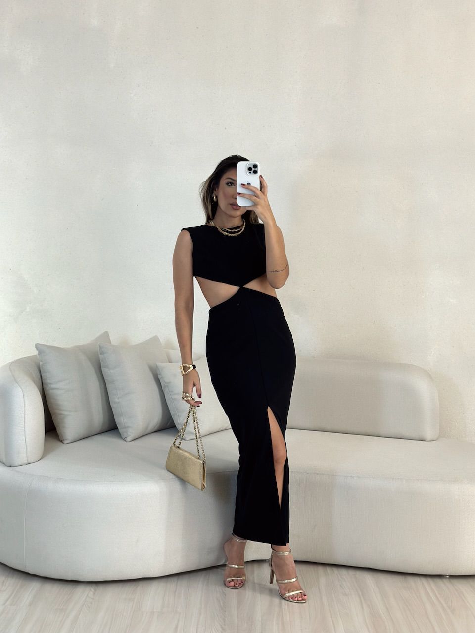 VESTIDO DETALHE VAZADO PRETO