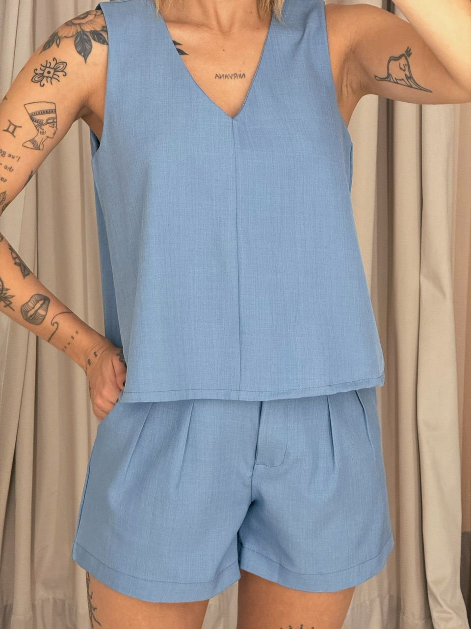 CONJUNTO GIOVANNA SHORT AZUL