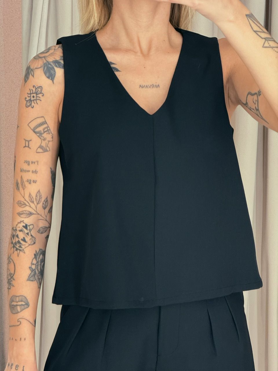 CONJUNTO GIOVANNA SHORT PRETO