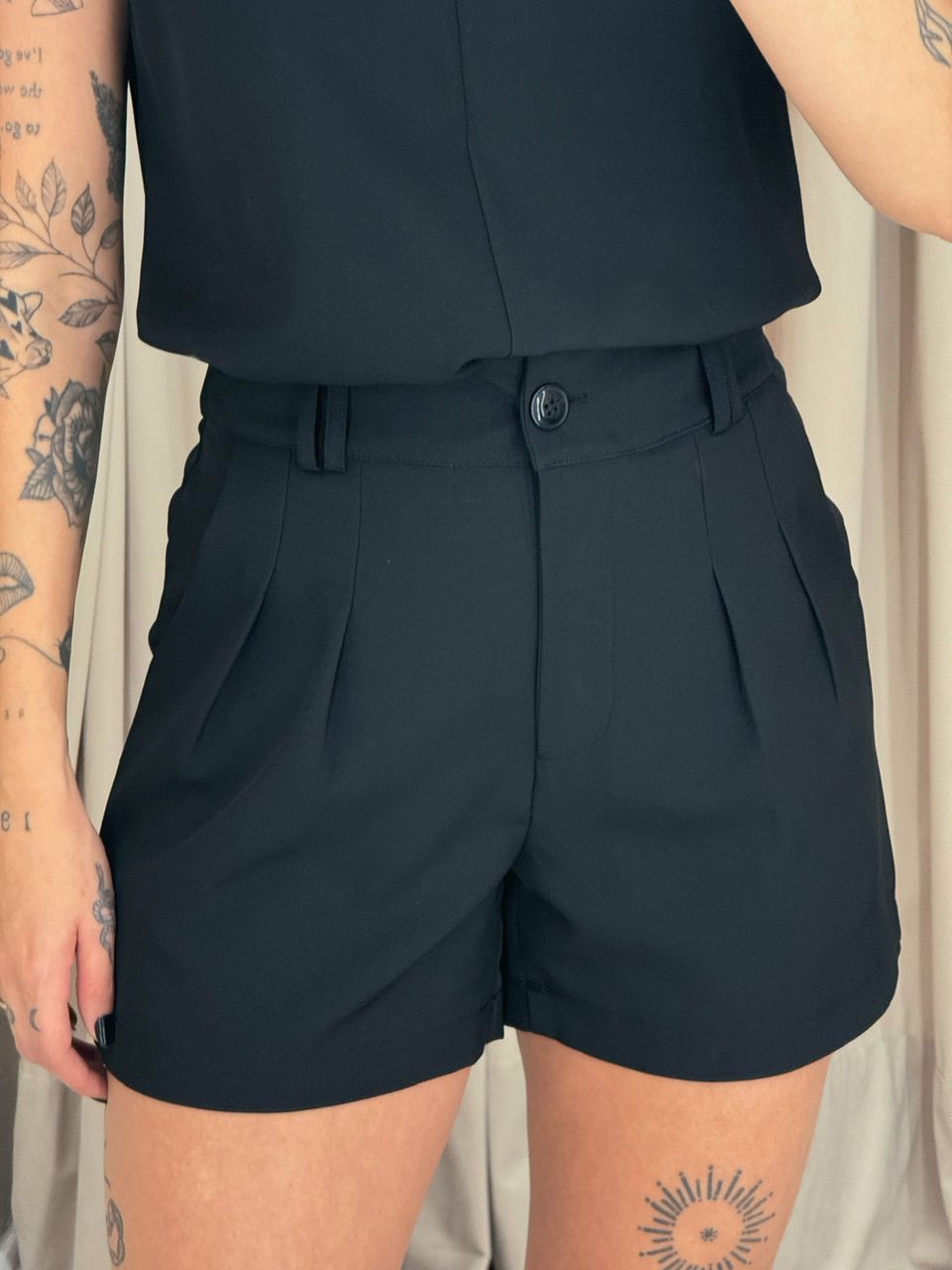 CONJUNTO GIOVANNA SHORT PRETO