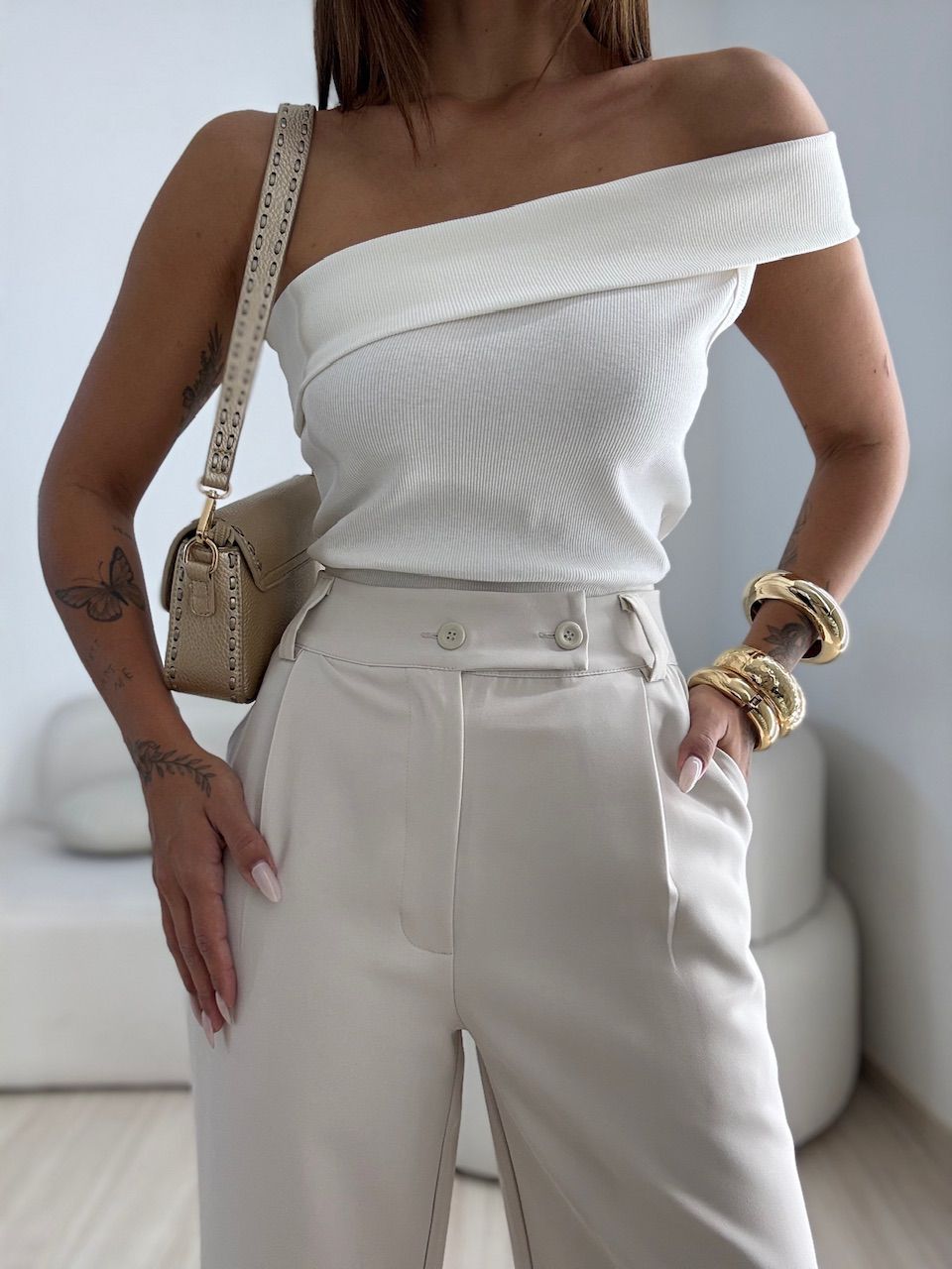 BLUSA CLAUDIA NULA MANGA OFF