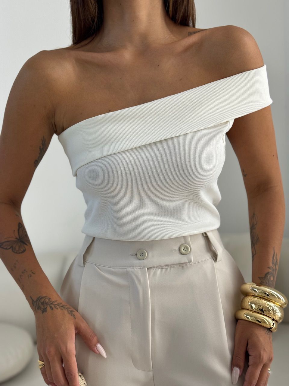 BLUSA CLAUDIA NULA MANGA OFF