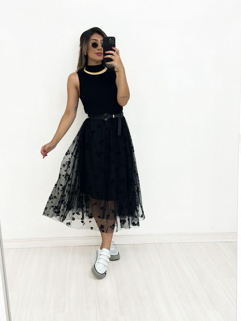 SAIA FLOR TULE PRETA