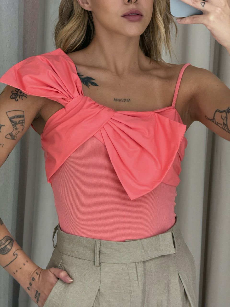 BODY LAÇO ROSA
