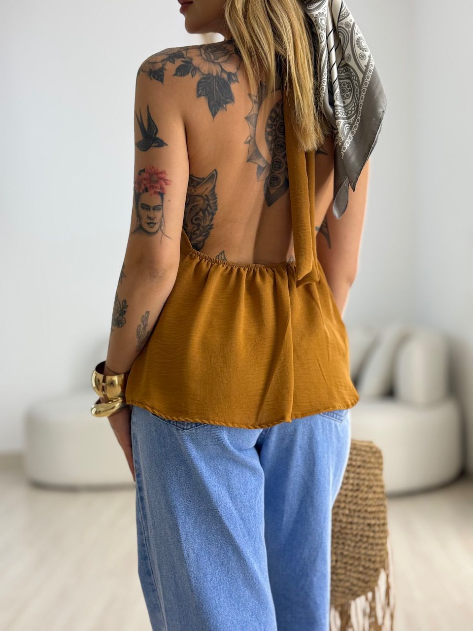 BLUSA ANA CLAUDIA CF FRENTE ÚNICA CARAMELO