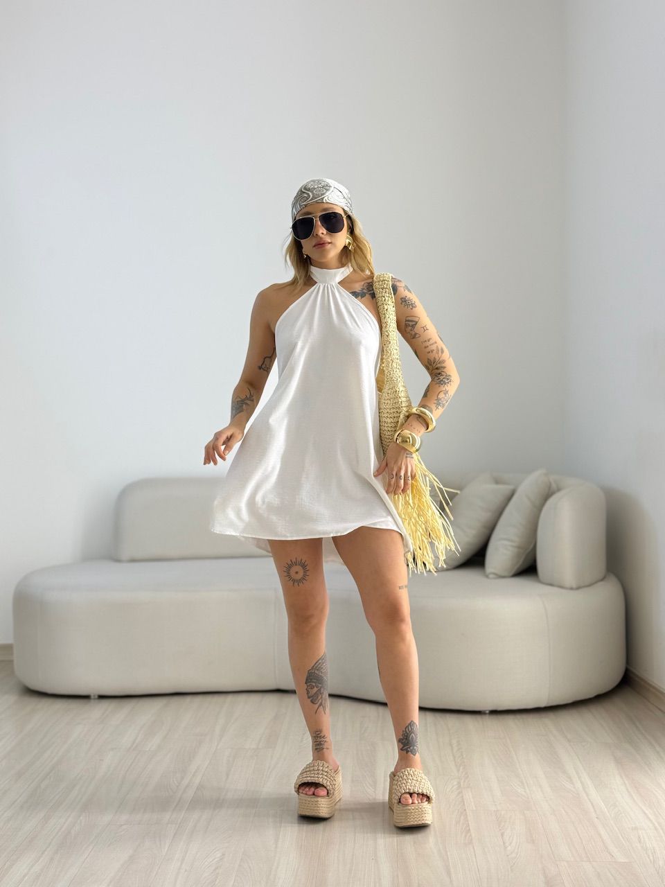 VESTIDO HELOISA CF FRENTE ÚNICA BRANCO - 006983009... - CAROLLA FERRARO
