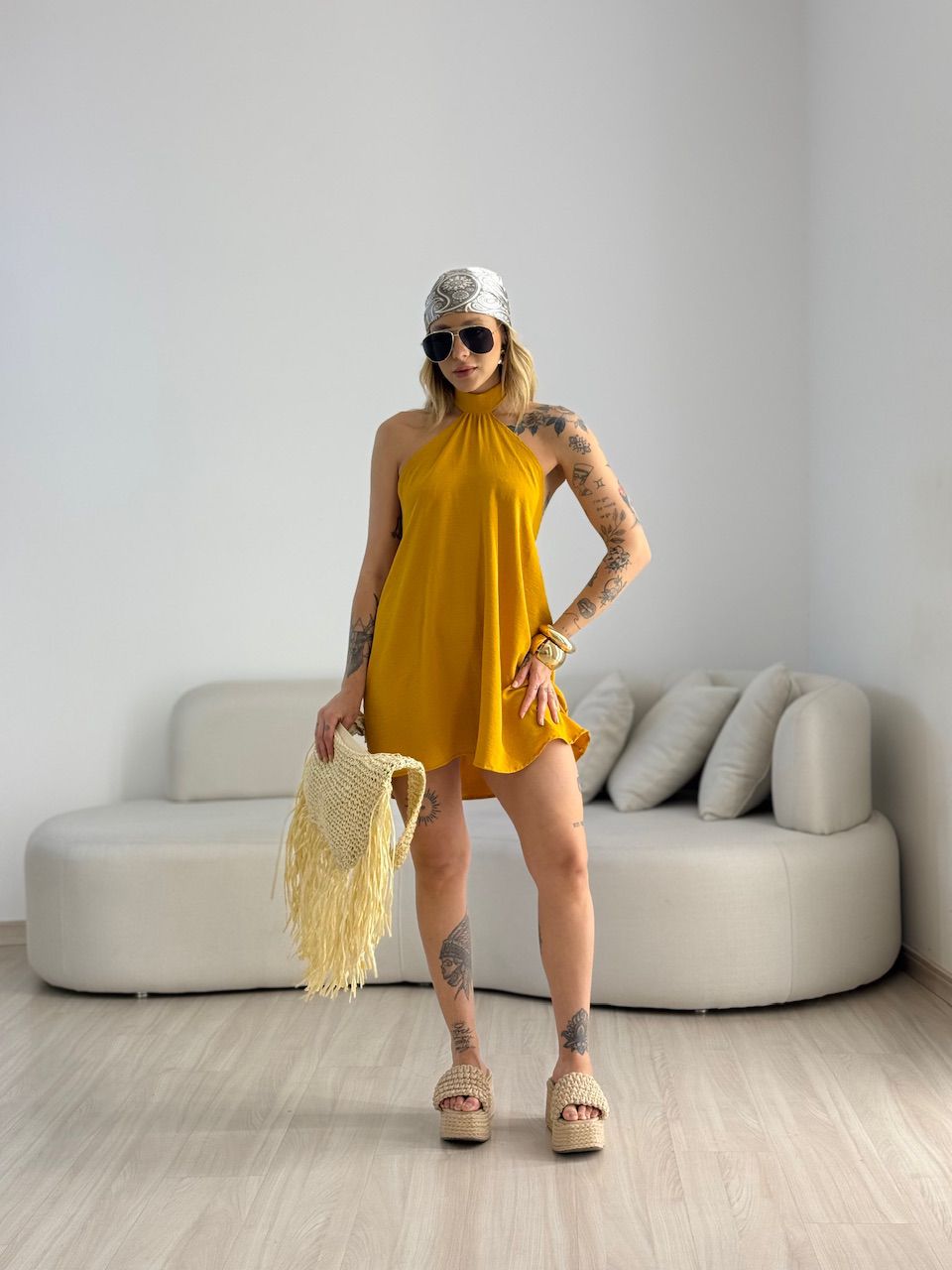 VESTIDO HELOISA CF FRENTE ÚNICA MOSTARDA