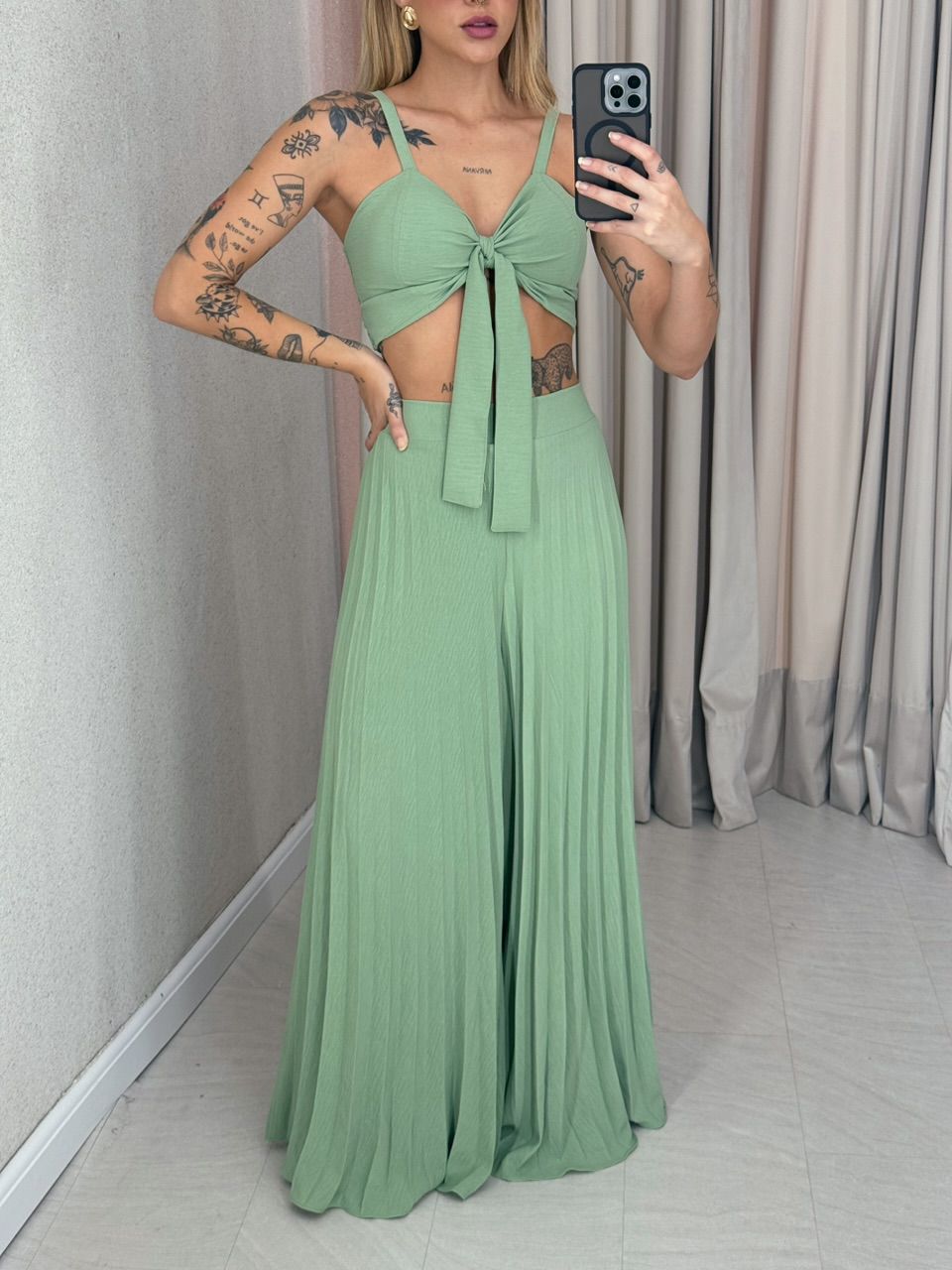 CONJUNTO FRANCINI PLISSADO VERDE