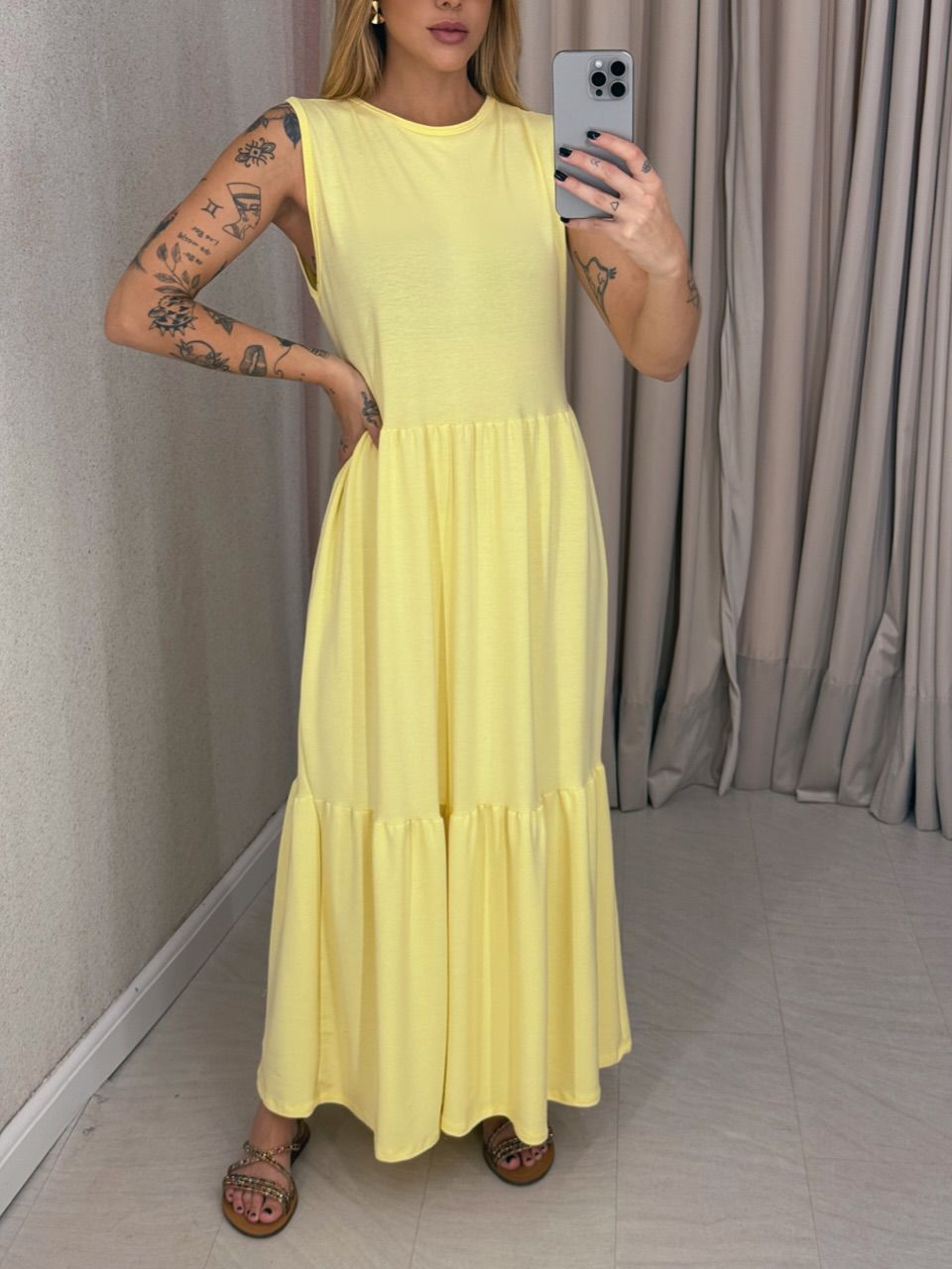 VESTIDO GILDA CAVADO Amarelo