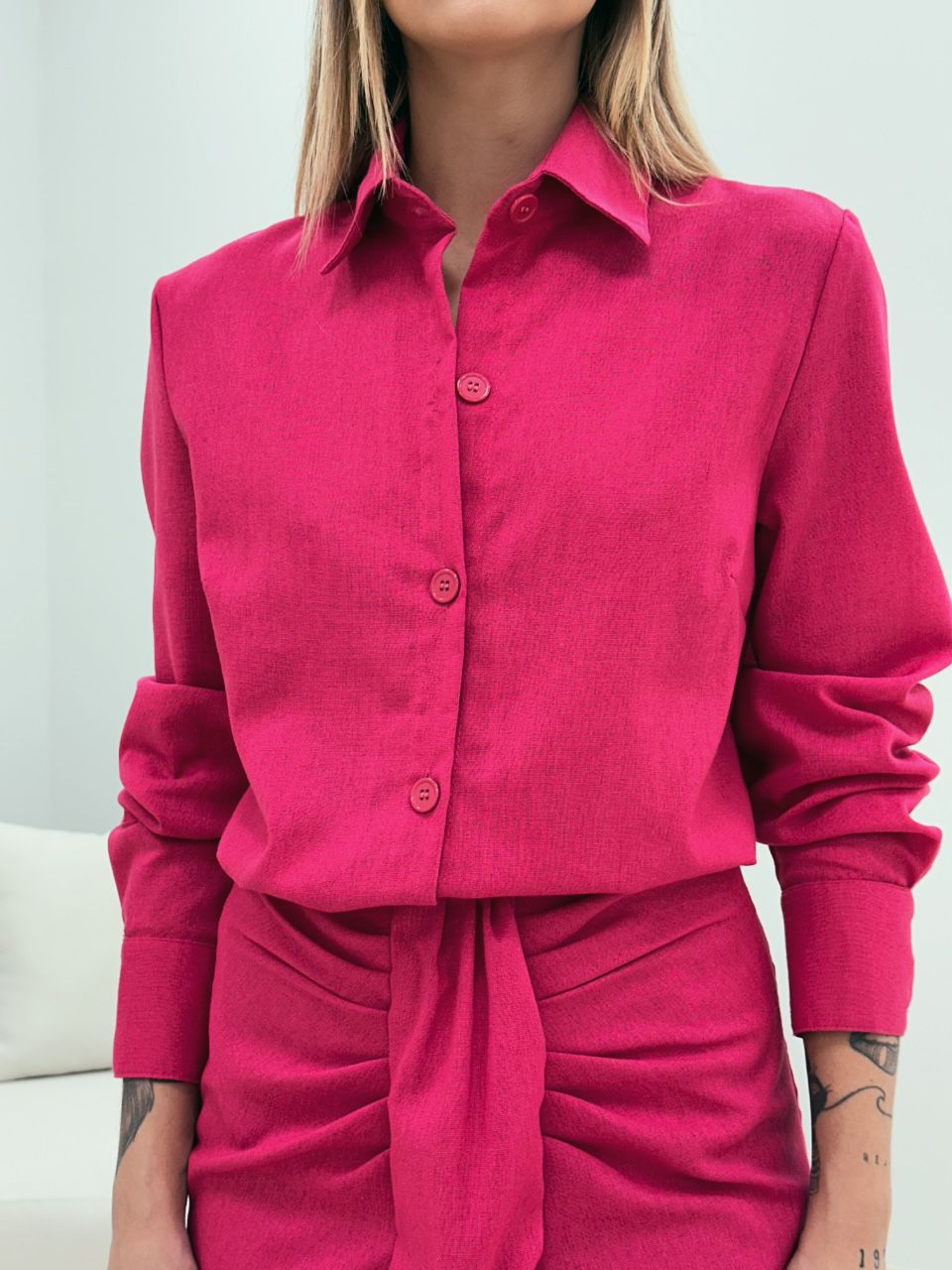 CONJUNTO OLÍVIA SAIA CAMISA PINK