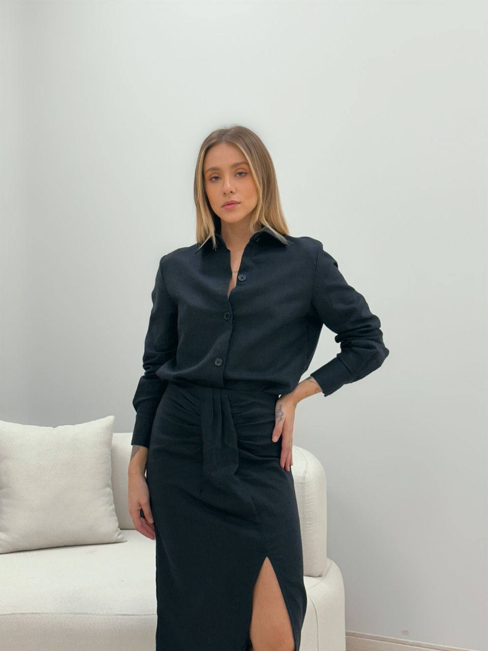 CONJUNTO OLÍVIA SAIA CAMISA PRETO