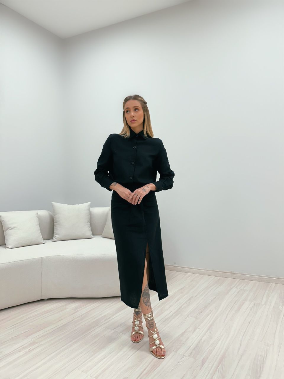 CONJUNTO OLÍVIA SAIA CAMISA PRETO