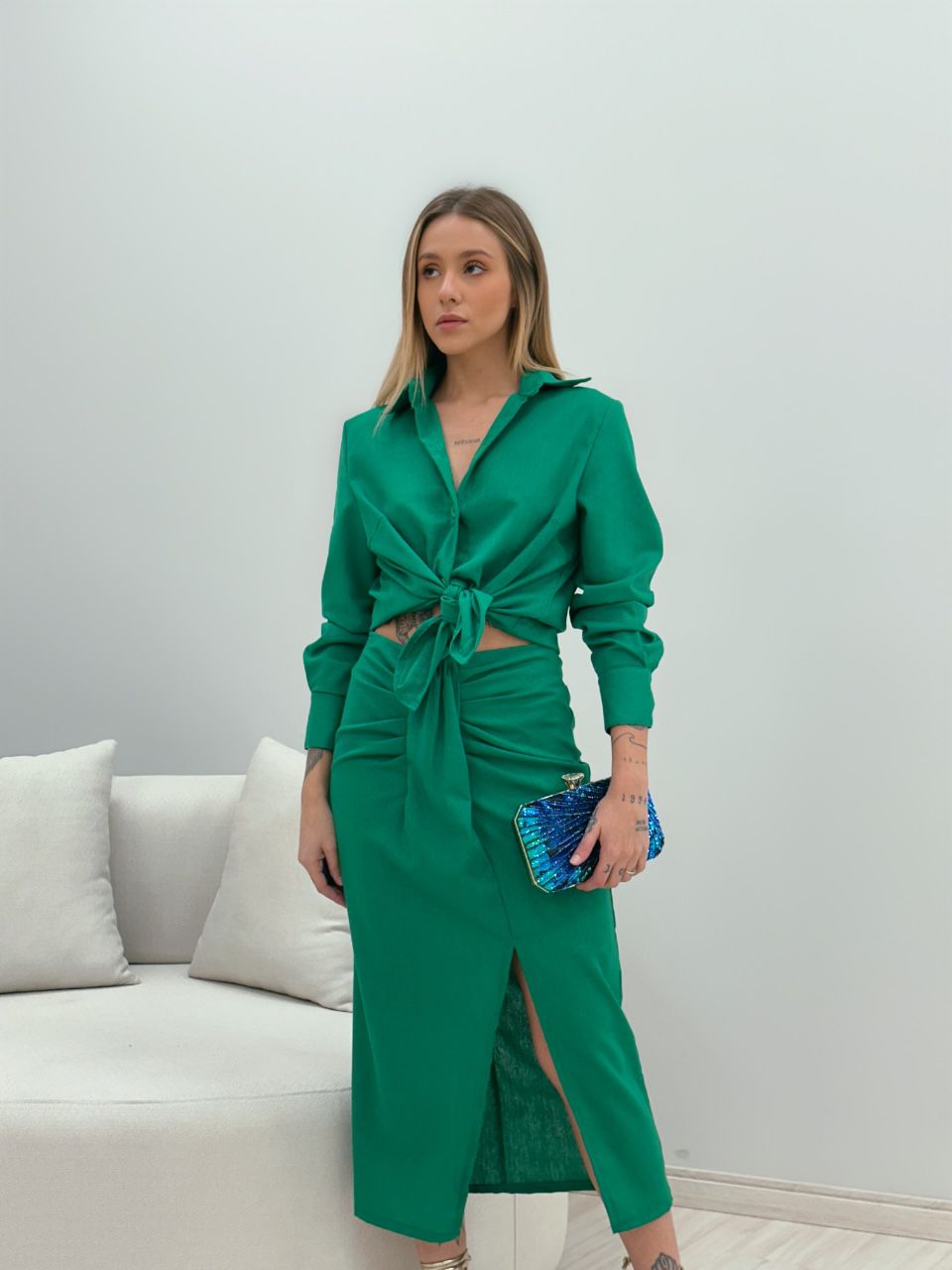 CONJUNTO OLÍVIA SAIA CAMISA VERDE