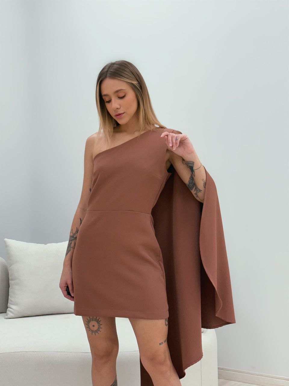 VESTIDO BEATRIZ NULA MANGA MARROM