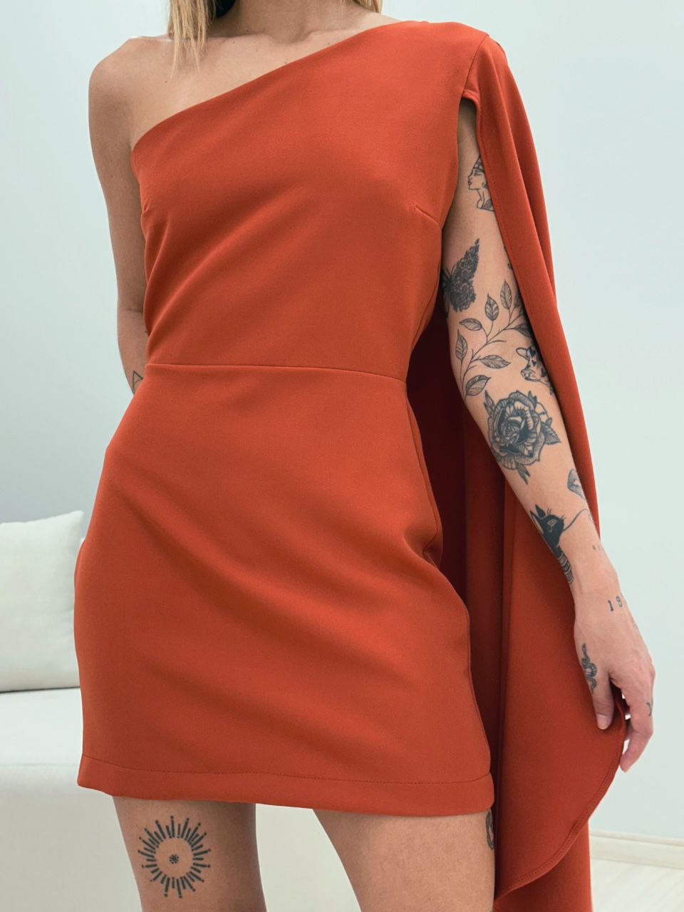 VESTIDO BEATRIZ NULA MANGA TERRA COTA 