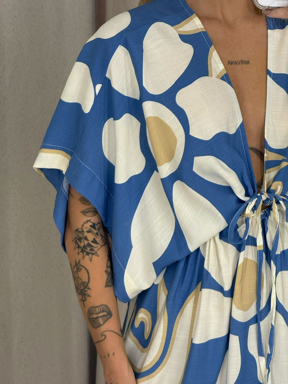 VESTIDO ANTONIA CURTO AZUL