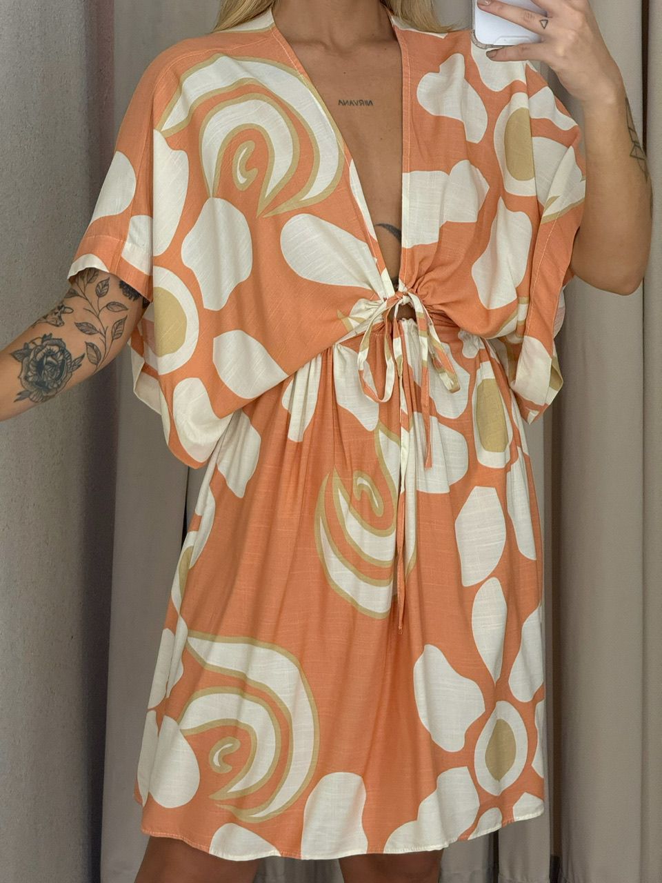 VESTIDO ANTONIA CURTO PÊSSEGO