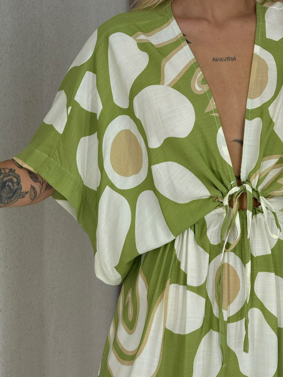 VESTIDO ANTONIA CURTO VERDE