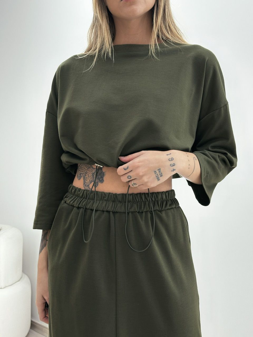 CONJUNTO MOLETINHO SAIA MILITAR