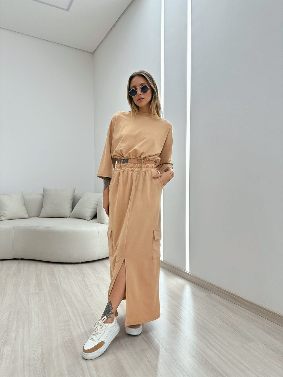 CONJUNTO MOLETINHO SAIA NUDE