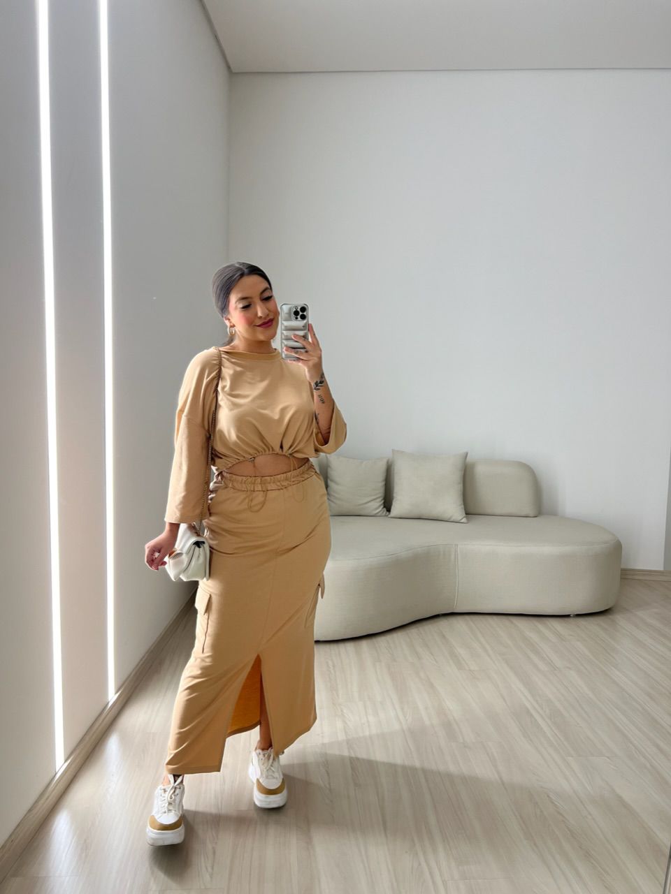 CONJUNTO MOLETINHO SAIA NUDE