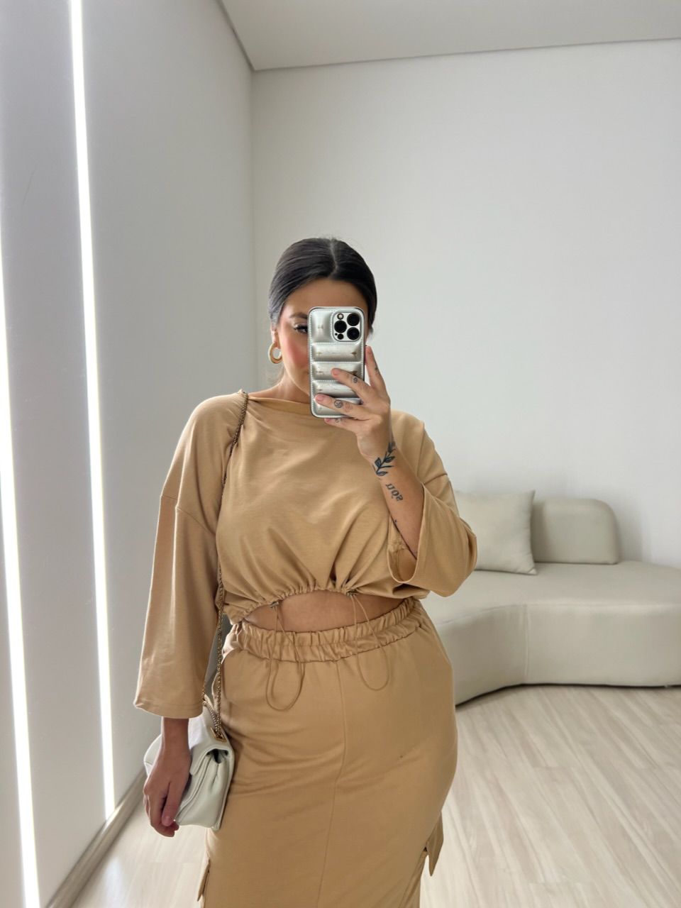 CONJUNTO MOLETINHO SAIA NUDE
