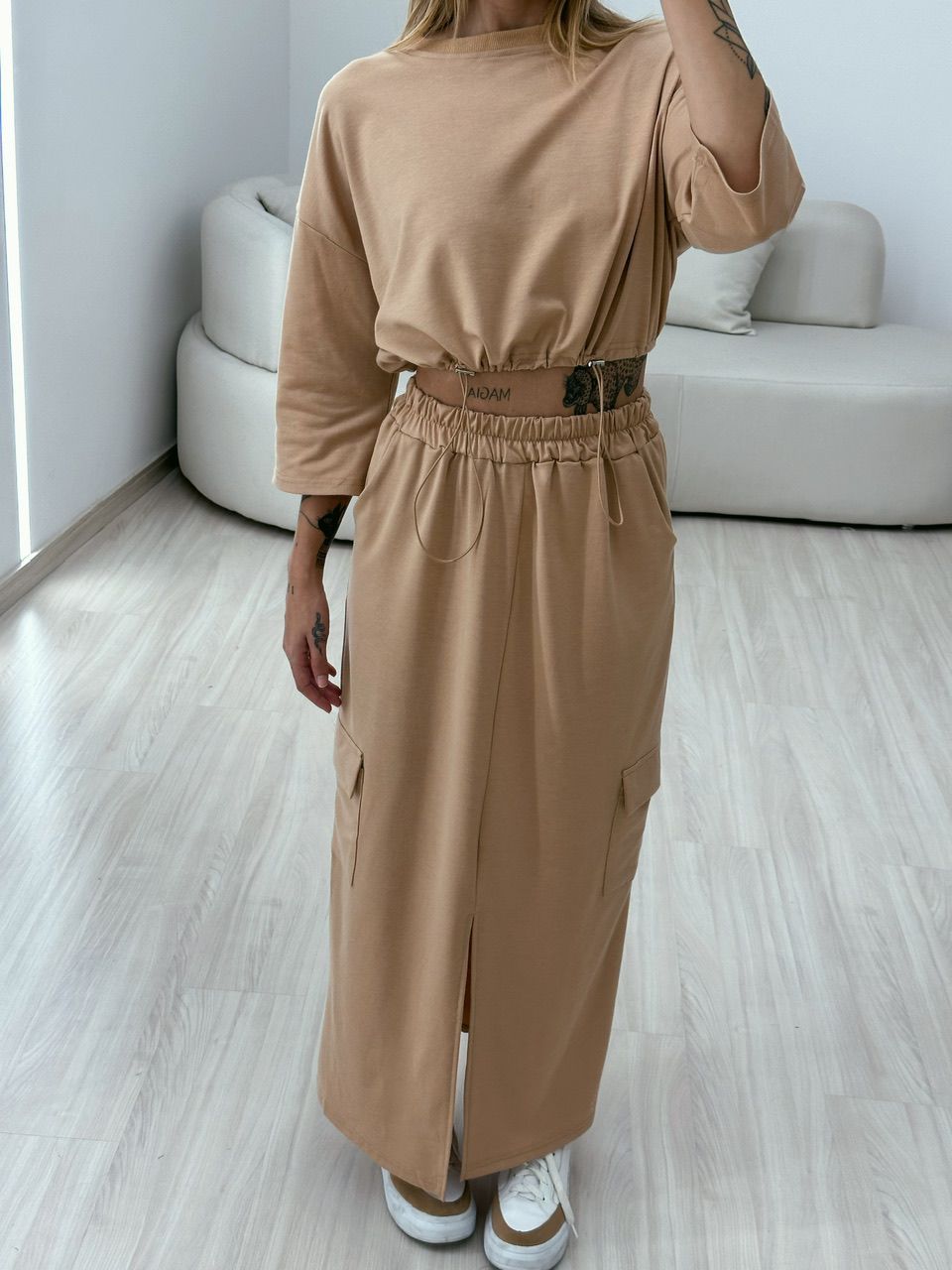 CONJUNTO MOLETINHO SAIA NUDE