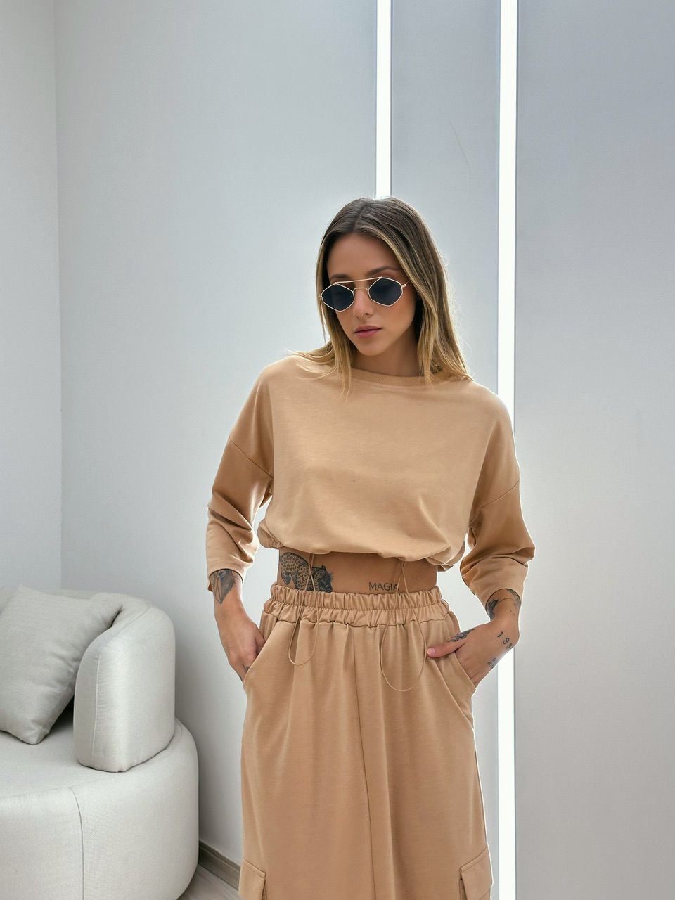 CONJUNTO MOLETINHO SAIA NUDE