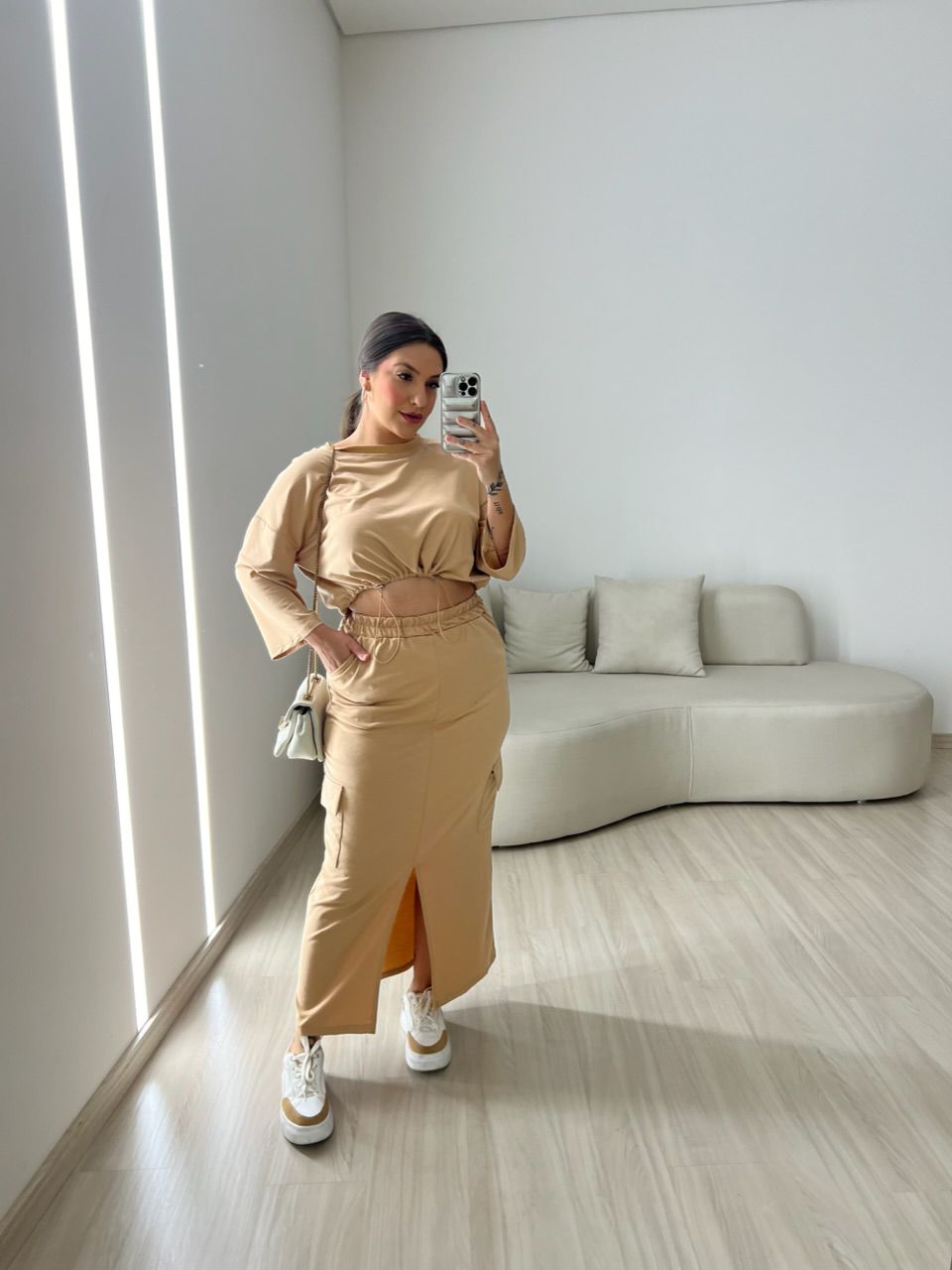 CONJUNTO MOLETINHO SAIA NUDE
