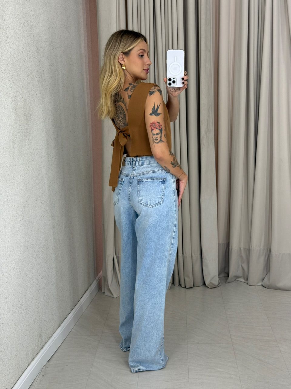 BLUSA JUNIA AMARRAÇÃO MARROM