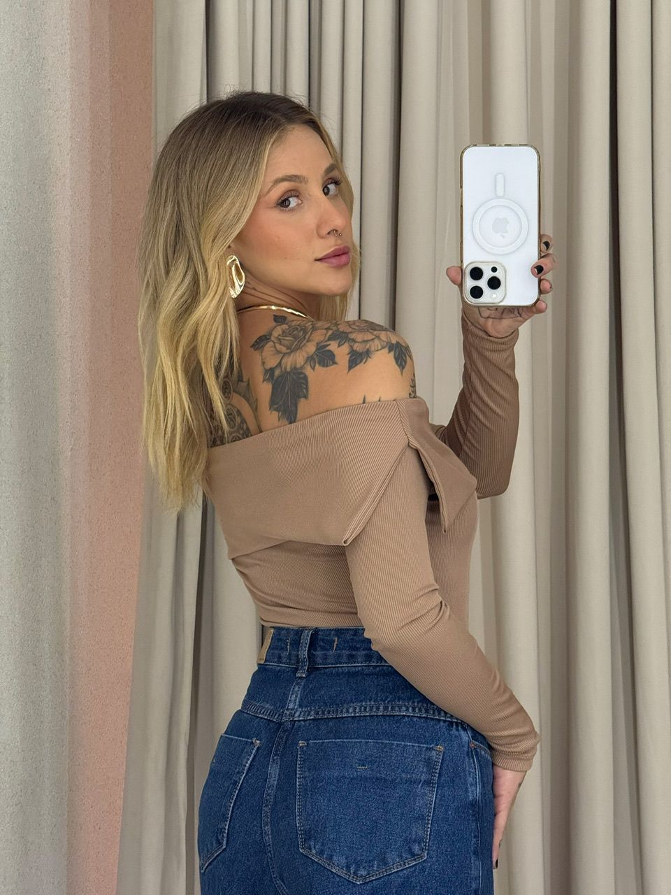 BLUSA CARMEN OMBRO A OMBRO NUDE