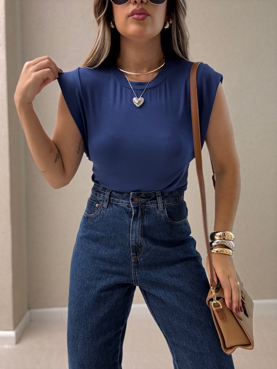 BLUSA BERENICE BASIC AZUL