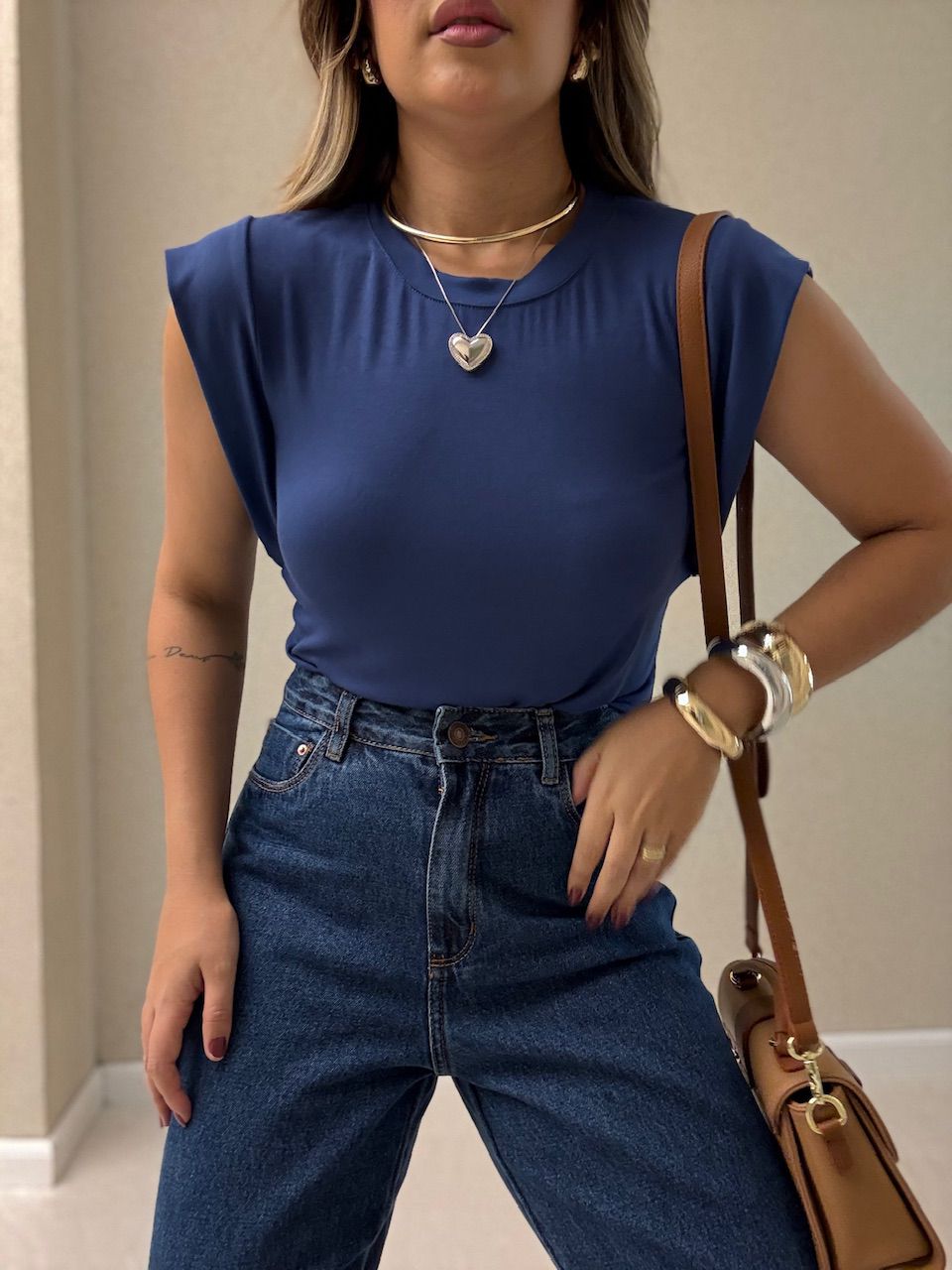 BLUSA BERENICE BASIC AZUL - 0064880109 - CAROLLA FERRARO