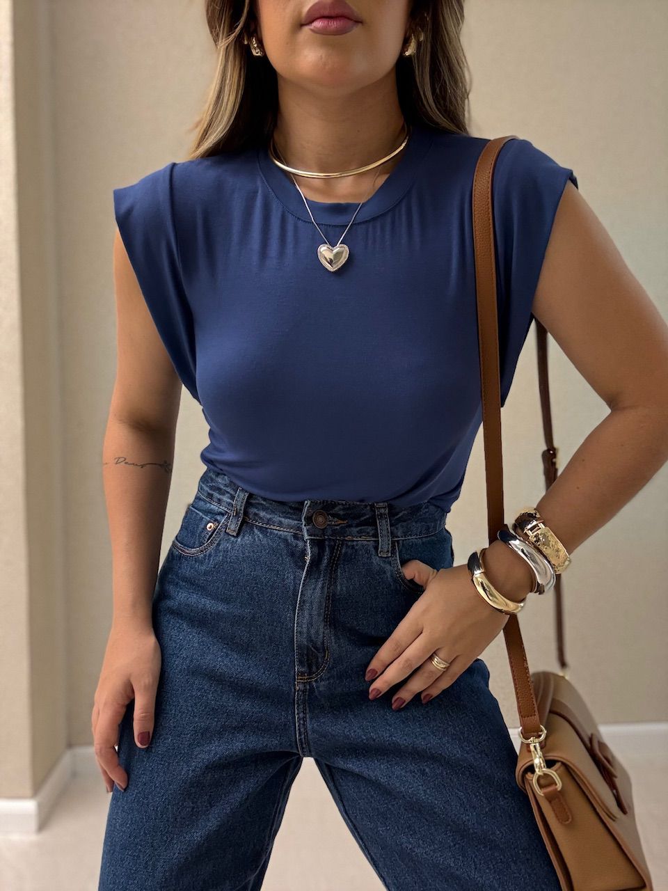 BLUSA BERENICE BASIC AZUL