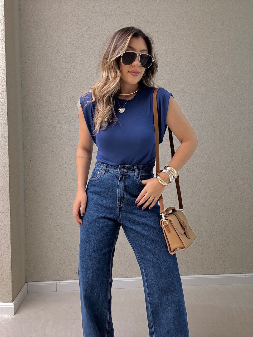 BLUSA BERENICE BASIC AZUL
