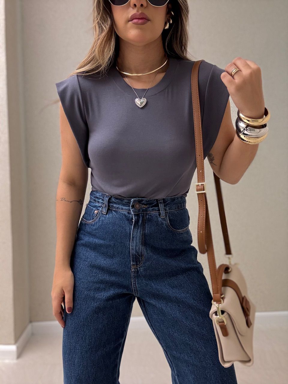 BLUSA BERENICE BASIC CINZA - 0064880091 - CAROLLA FERRARO