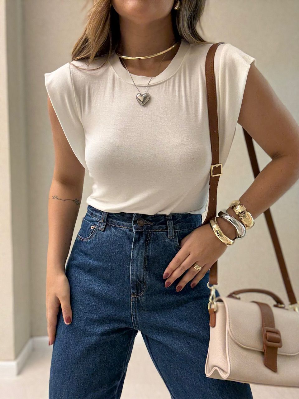 BLUSA BERENICE BASIC OFF - 0064880048 - CAROLLA FERRARO